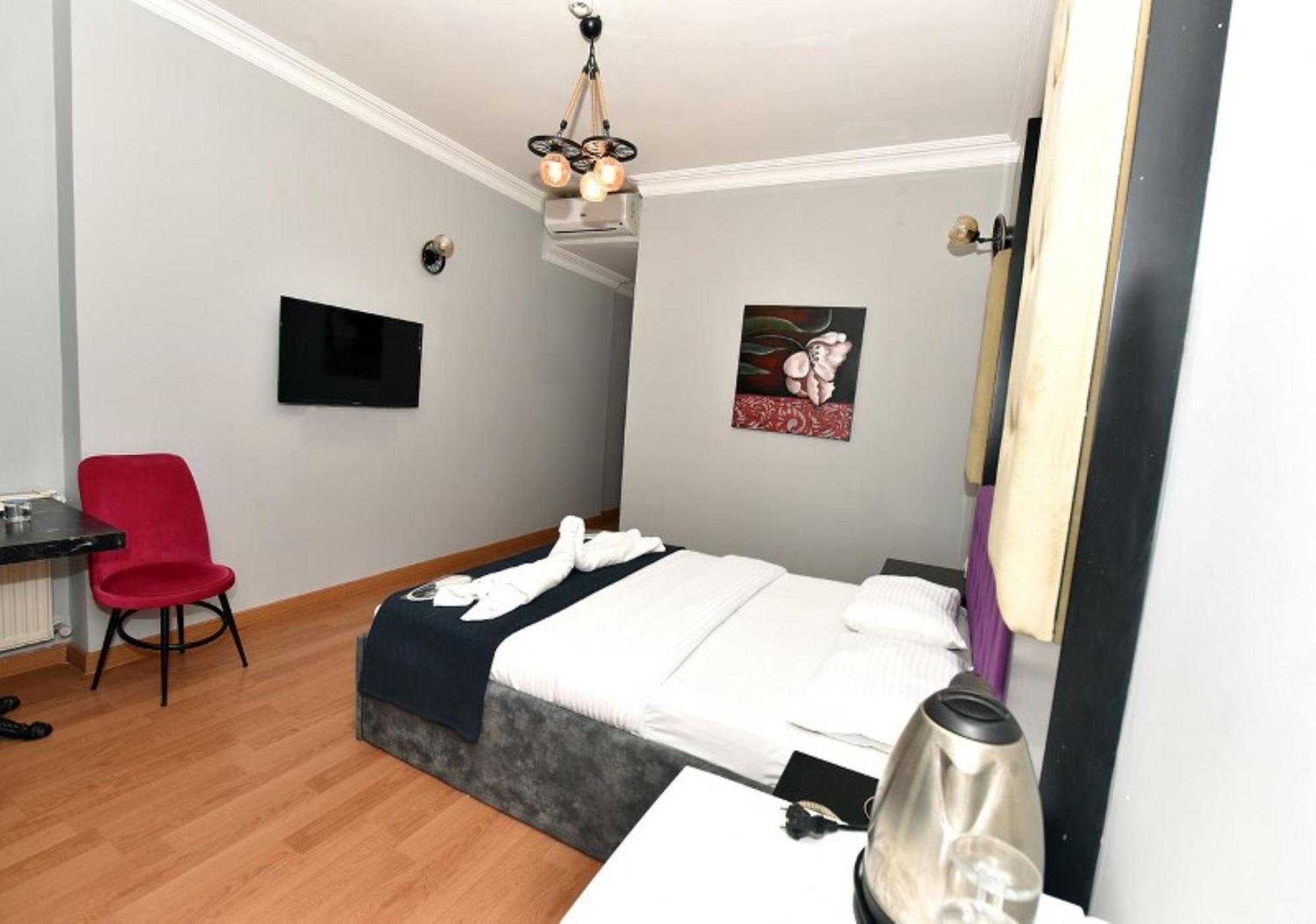 Royal Garden Suite And Hotel Istanbul Bagian luar foto