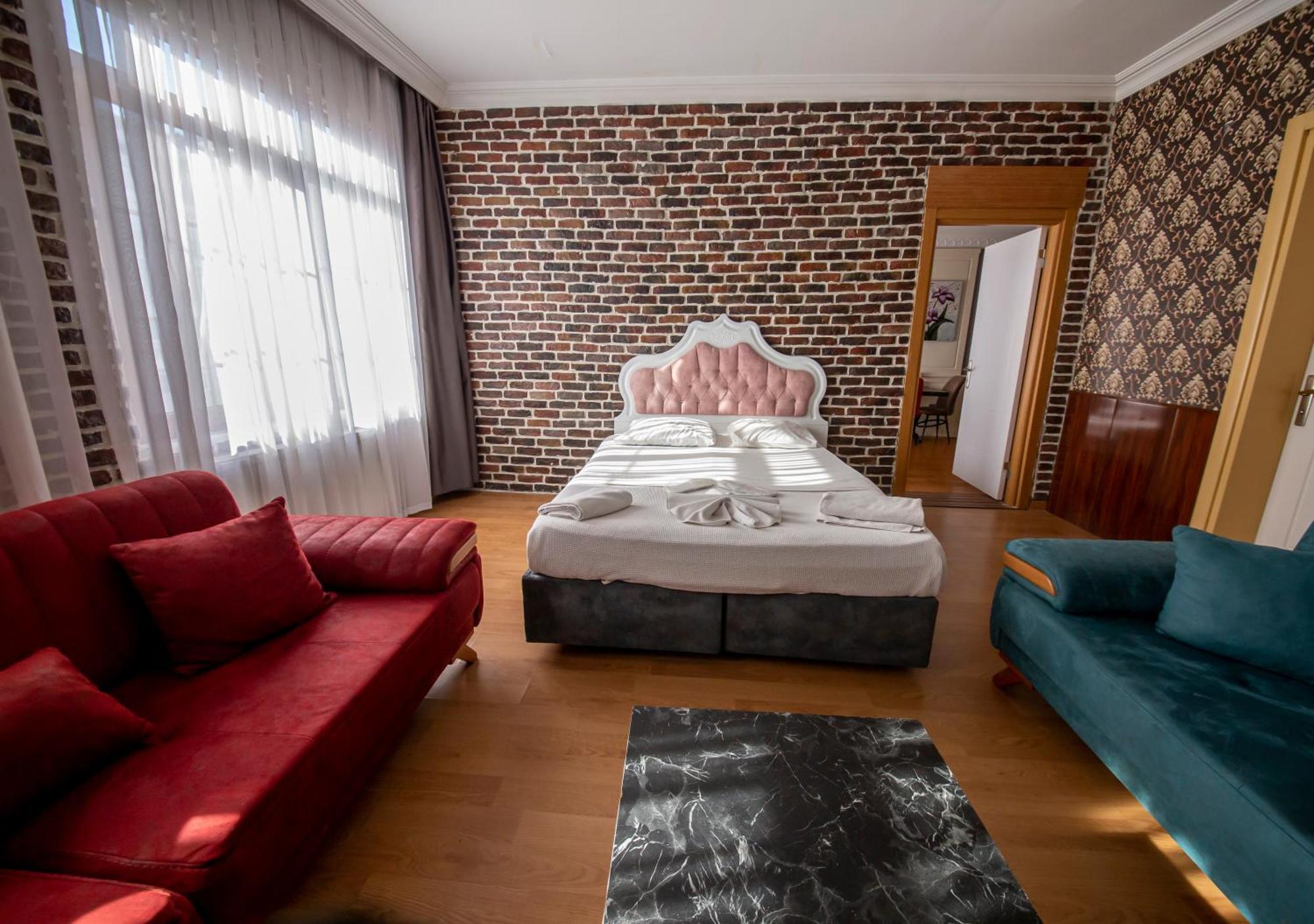 Royal Garden Suite And Hotel Istanbul Bagian luar foto