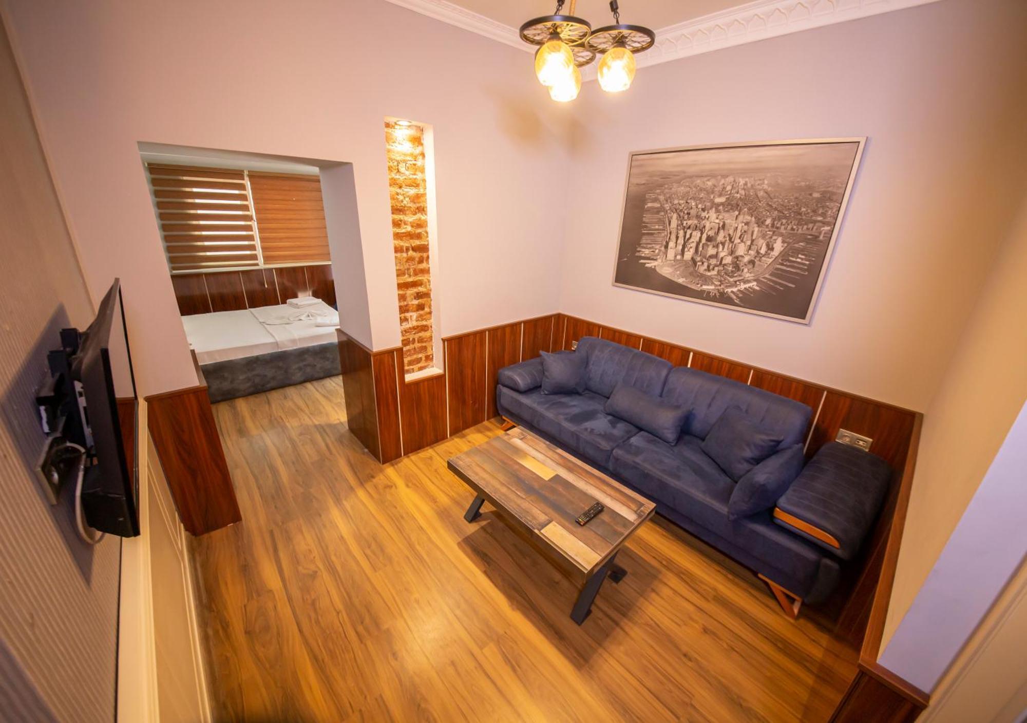 Royal Garden Suite And Hotel Istanbul Bagian luar foto