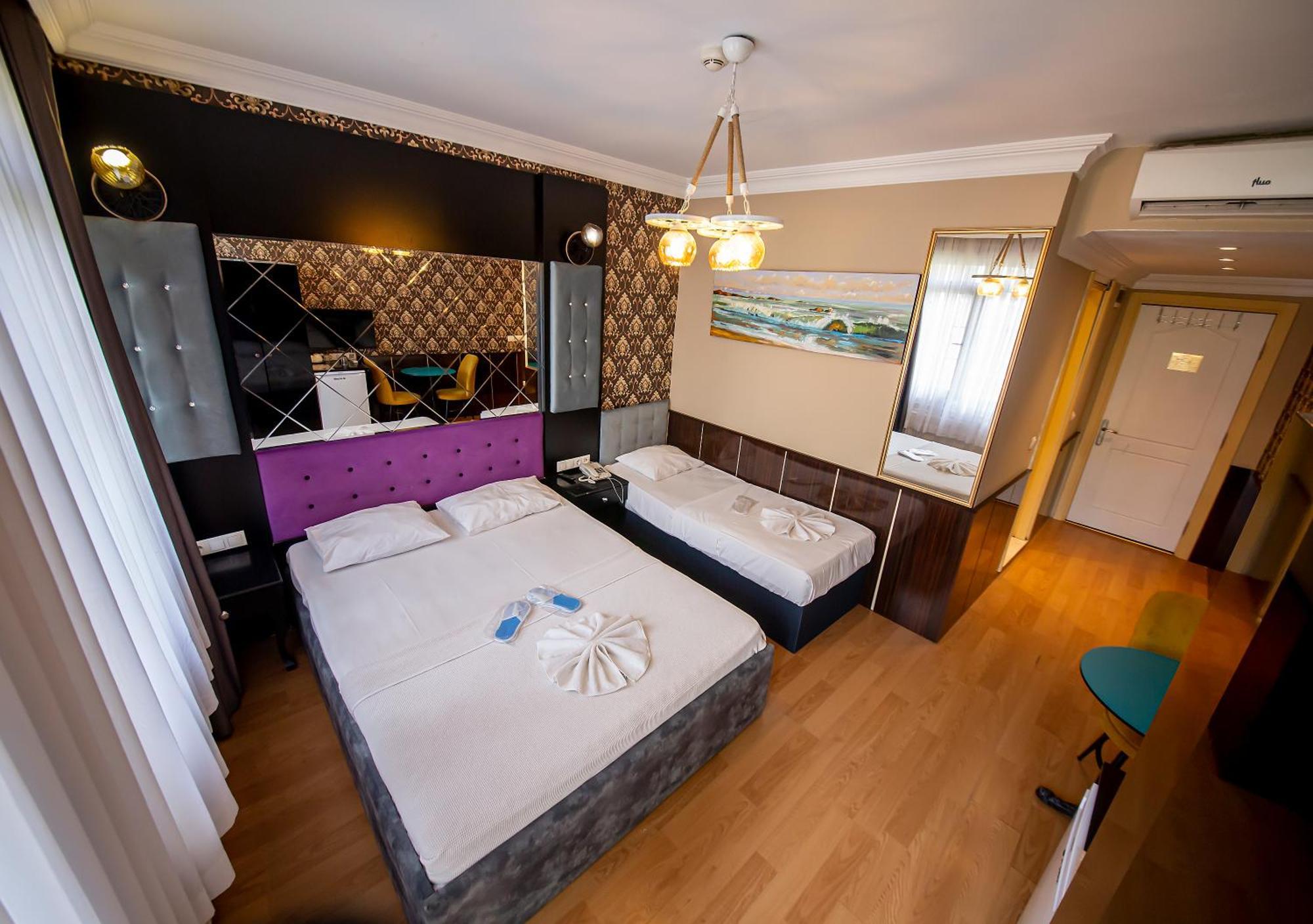 Royal Garden Suite And Hotel Istanbul Bagian luar foto